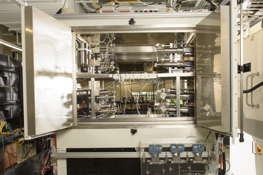 Xradia_510_Versa_Micro_CT_copy.jpg